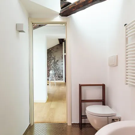 Easyhomes-san Marco * מילאנו