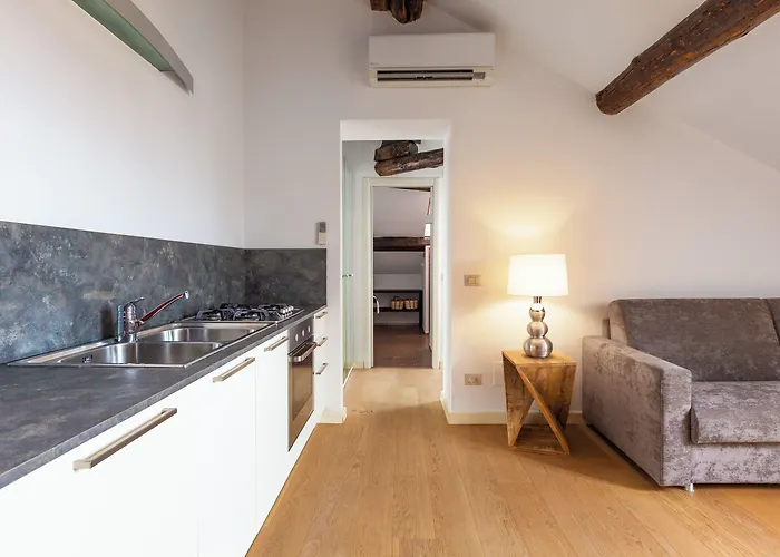 Easyhomes-san Marco Appartamento Milano